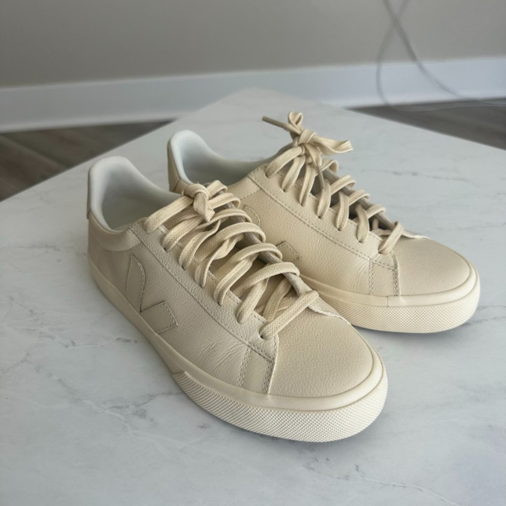 Veja Cream/Beige Leather Sneakers
